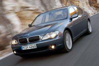 BMW 7 series-740d | 255HP